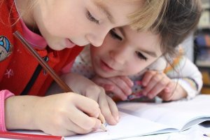 Psicologia escolar e intervenção socioeduativa