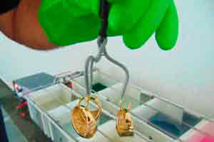 Banho de ouro e galvanoplastia