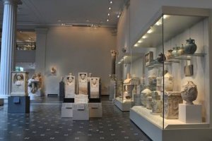 Assistente de Museografia e Gestão do Patrimônio