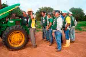 Manutenção de Máquinas Agrícolas