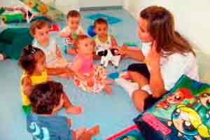 Atendente de Creche